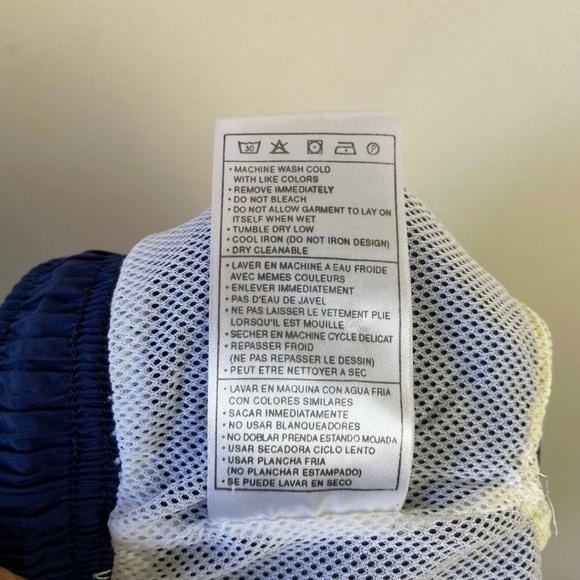 Vintage Nike Big Spellout Swoosh Casual Swim Trunk Shorts RARE - Picture 8 of 8